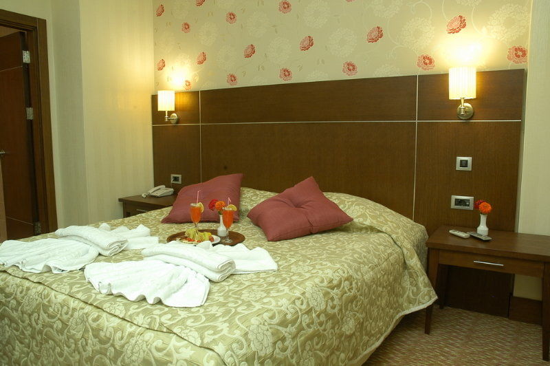 Emet Thermal Resort & Spa Hotel Екстериор снимка